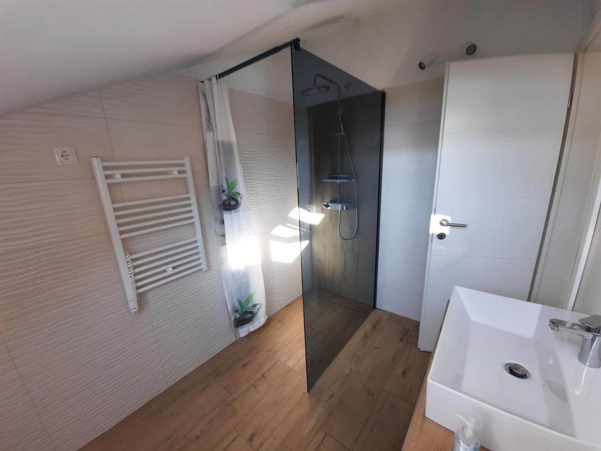 Sea View Later Apartment Rijeka Exterior foto
